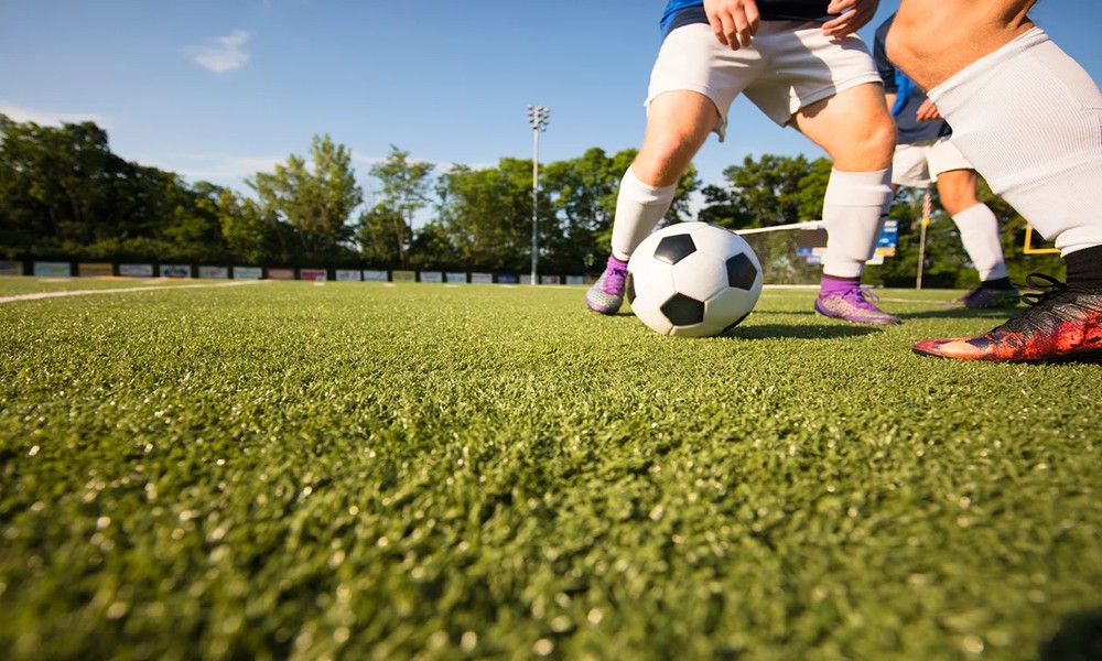 Artificial Grass for Soccer: What Makes a Surface Suitable for High-Use Soccer Facilities